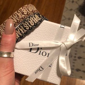 Dior friendship bracelet set